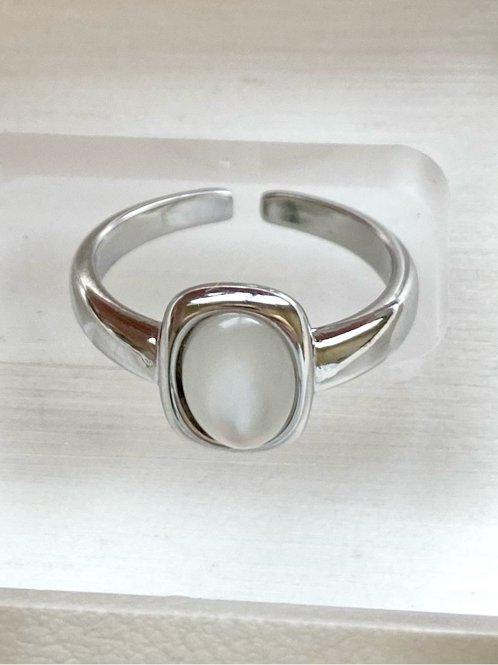 Sterling Silver White Cabochon Ring